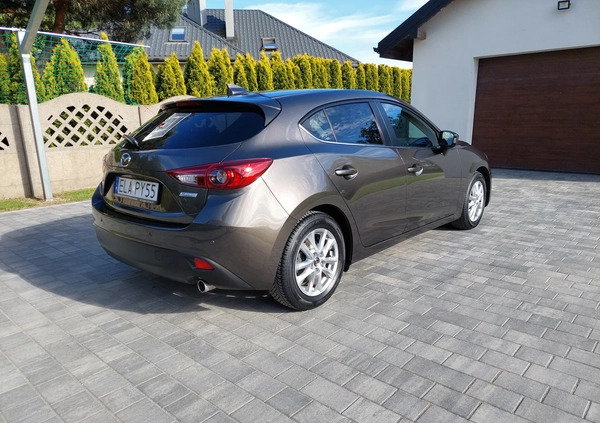 Mazda 3 cena 53000 przebieg: 142000, rok produkcji 2016 z Łask małe 596